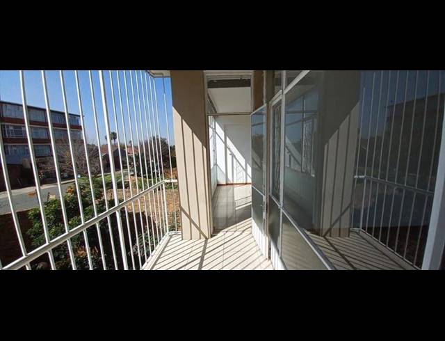 2 BEDROOM APARTMENT FOR SALE IN MARLANDS